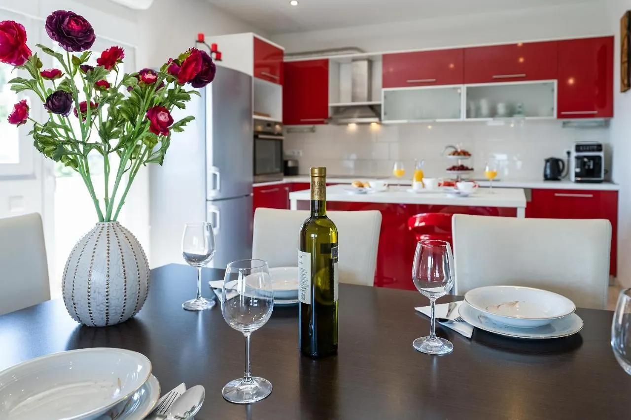 Apartman View Преко